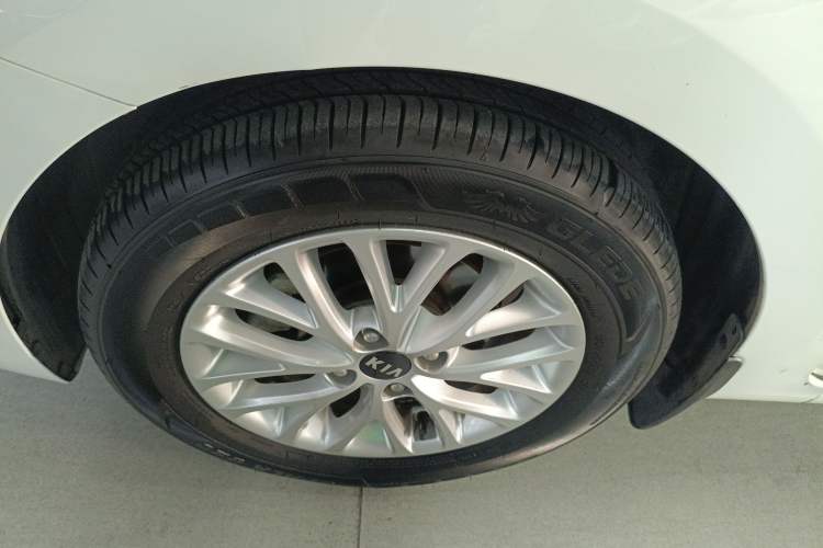 Used Kia K2 2017 Sedan 1.4L Automatic GLS
