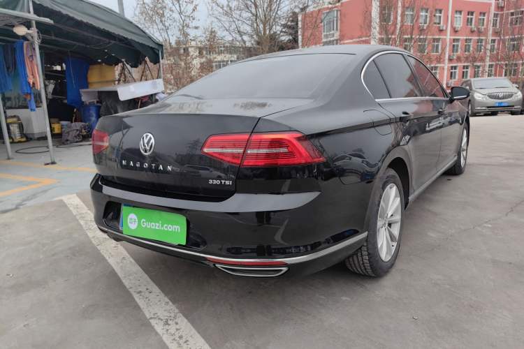 Used Volkswagen Magotan 2019 330TSI DSG Leading Edition China V Standard
