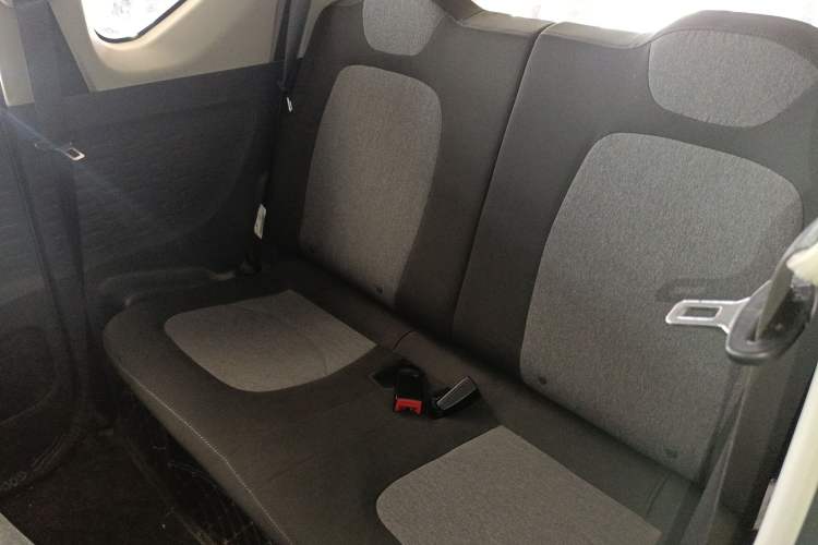 Used Wuling Hongguang MINIEV 2021 Macaron Fashion Model Lithium Iron Phosphate
