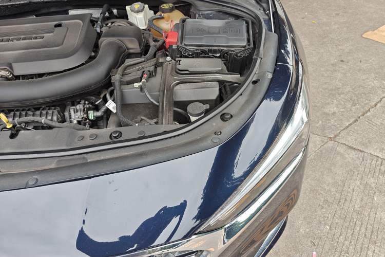 Used Buick LaCrosse 2019 28T Prestige Model
