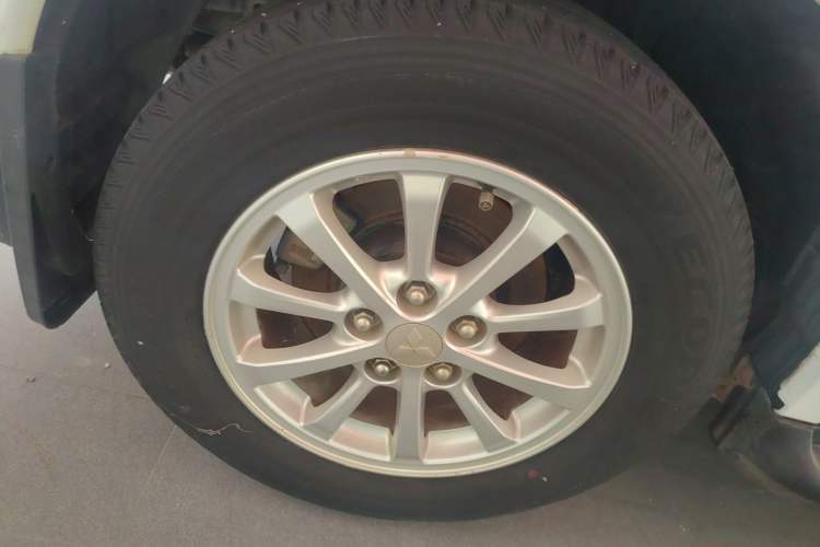 Used Mitsubishi ASX 2013 2.0L CVT Two-Wheel Drive Elite Edition
