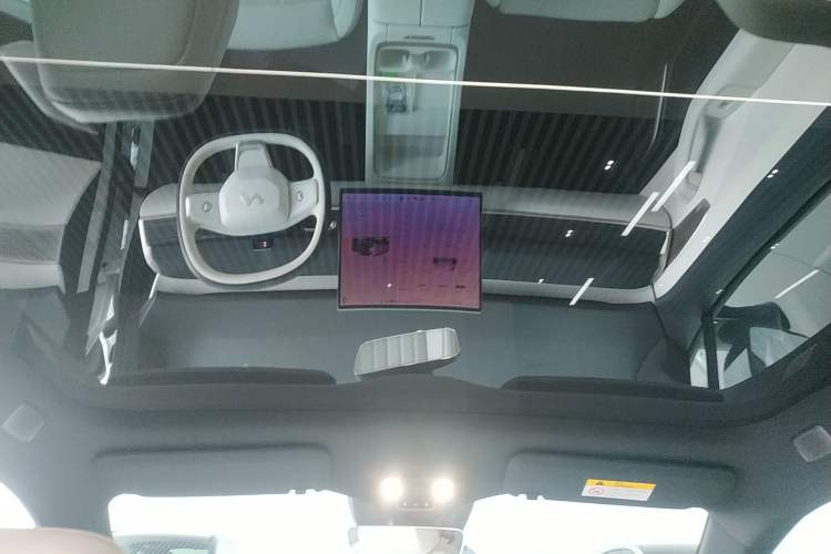 Used ONVO L60 2024 60 kWh Rear-Drive Version
