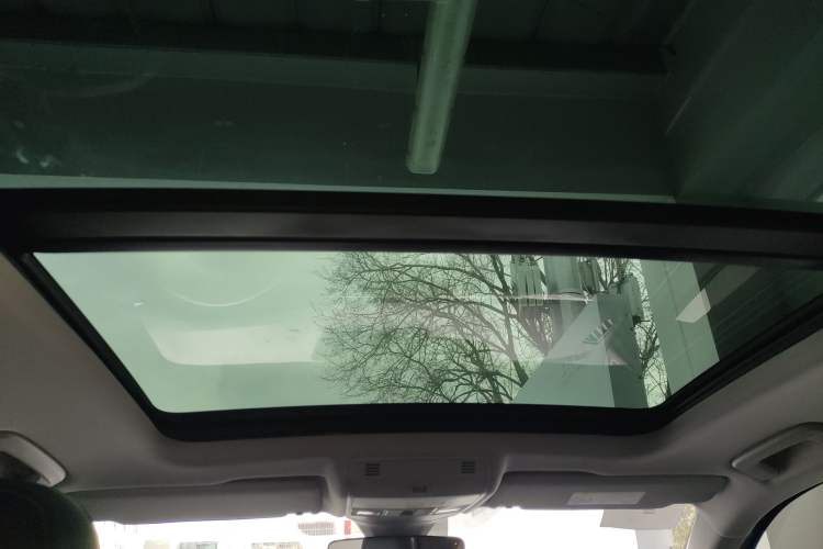 Used Volkswagen Tharu 2025 NewRui 300TSI Prestige Edition