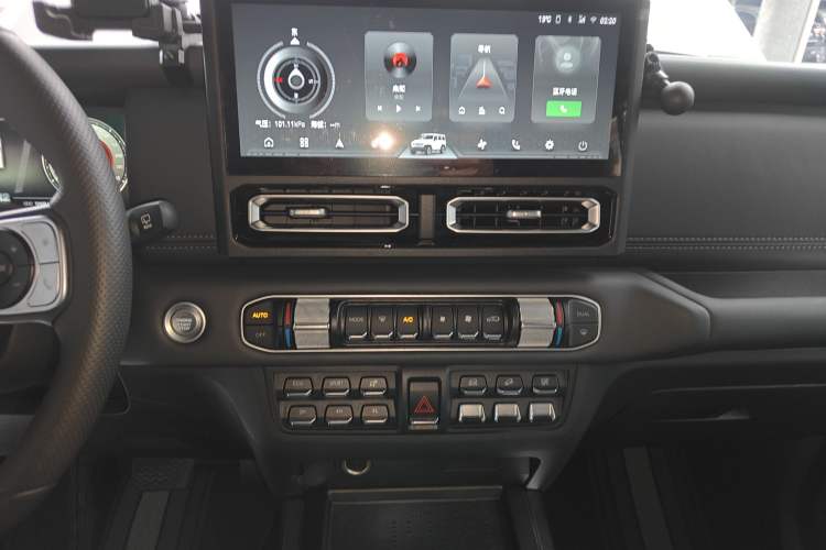 Used  T01 2024 2.0T Mechanic
