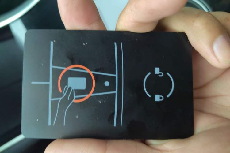 Used Tesla Model 3 2019 Long-Range All-Wheel-Drive Version
