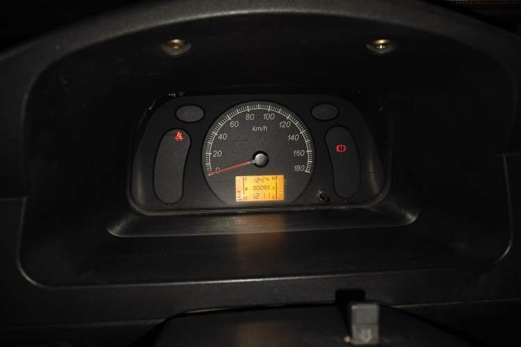 Used Wuling Zhiguang 2013 1.0L Practical Version