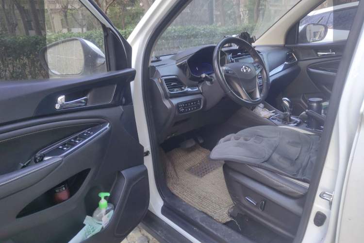 Used Oshan A800 2017 1.5T Automatic ZhiZun Model
