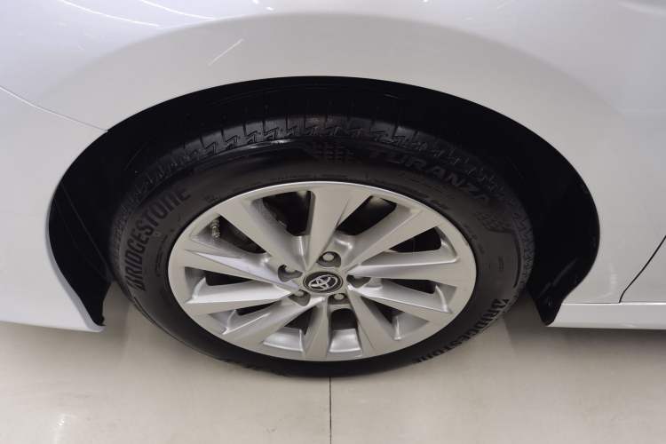 Used Toyota Camry 2021 2.0G Luxury Edition
