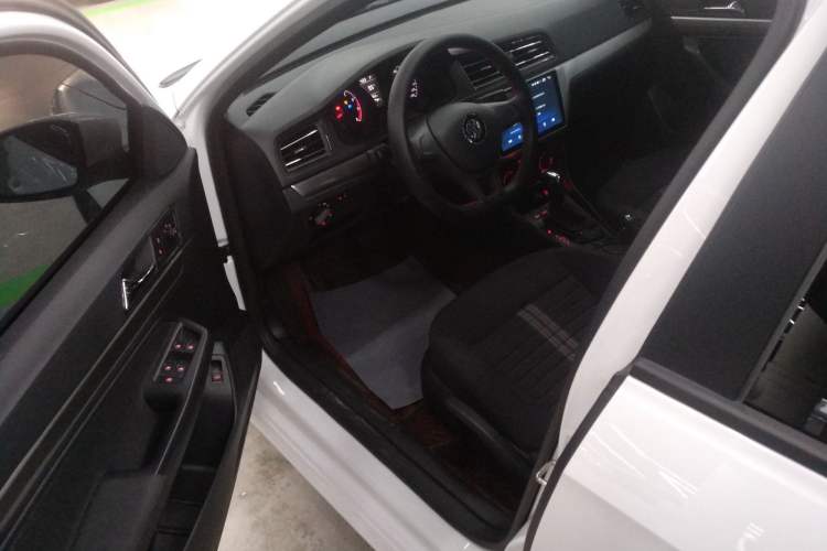 Used Volkswagen Lavida 2019 Lavida Start 1.5L Automatic Trendy Version China VI Standard
