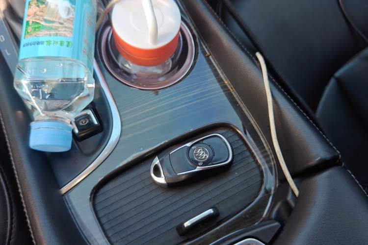 Used Buick Envision 2019 20T Two-Wheel Drive Elite Version China VI Standard
