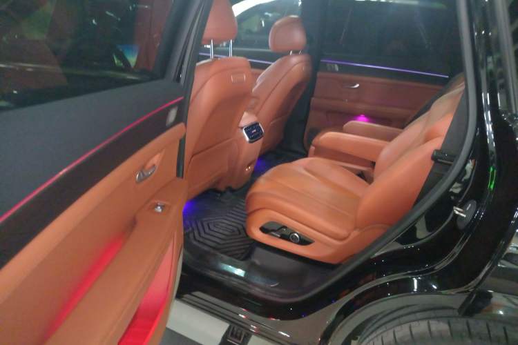 Used Hima AITO M7 2024 1.5T Intelligent Driving 4WD Pro Edition 6 Seats