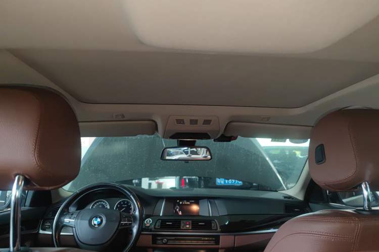 Used BMW 5 Series 2014 525Li Leading Model
