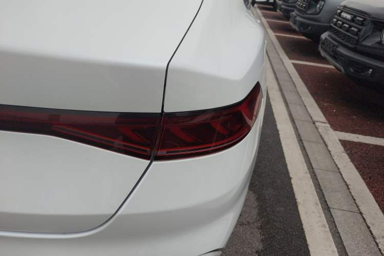 Used BYD Qin PLUS 2021 DM-i 55KM Flagship Model
