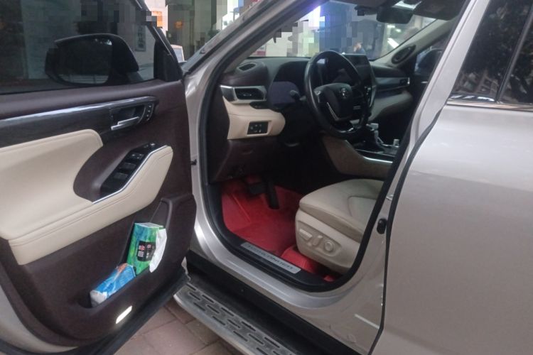 Used Toyota Highlander 2022 Dual-Engine 2.5L Four-Wheel Drive Supreme Edition 7-Seater
