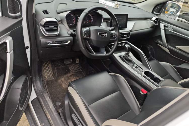 Used Geely Auto Coolray 2020 PRO 240T DCT Hunter
