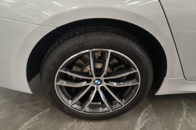 Used BMW 5 Series 2022 Second Facelift 525Li M Sport Package