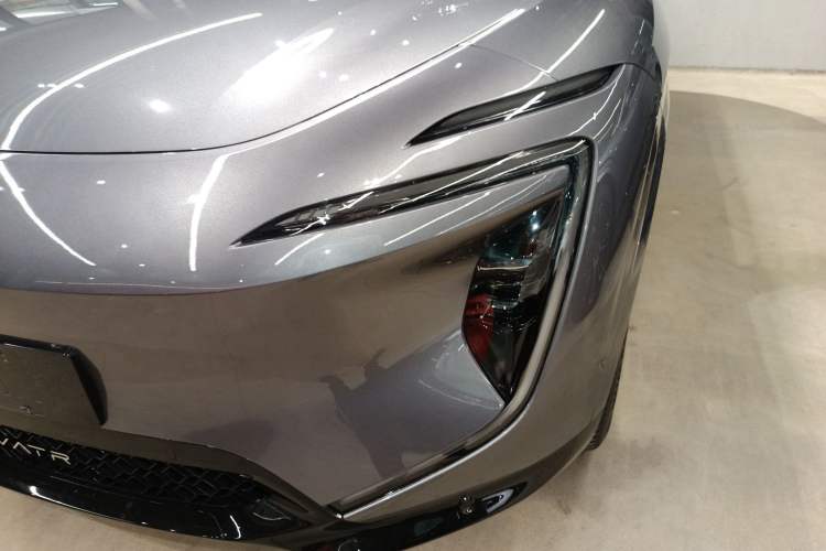 Used  07 2024 Max Extended-Range Edition
