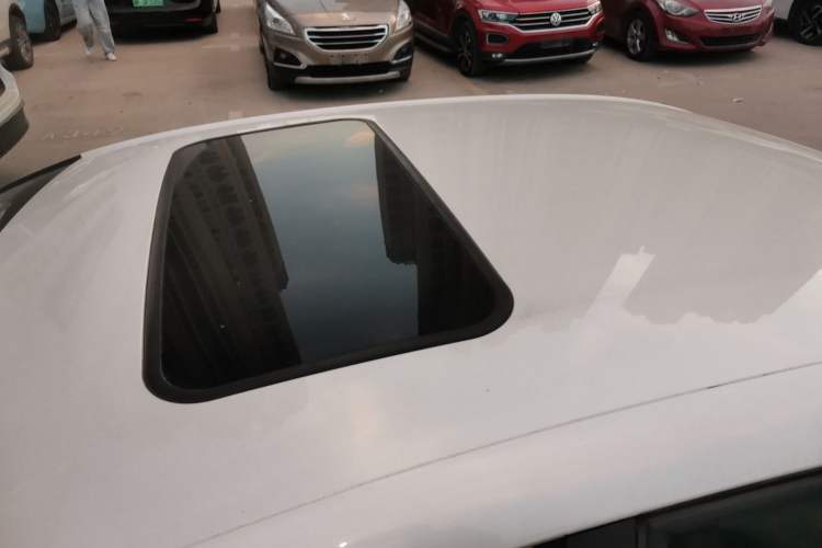 Used Citroen C4L 2014 1.6THP Intelligent Drive Automatic Dynamic Model
