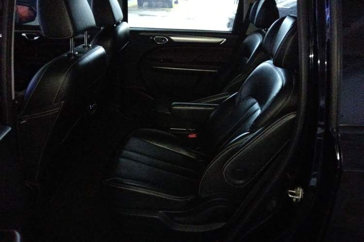 Used GAC Trumpchi M6 2021 PRO 270T Automatic Luxury Edition
