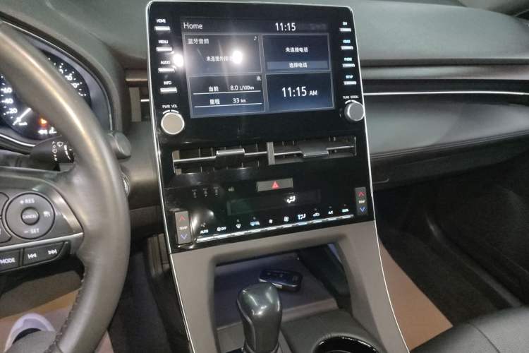 Used Toyota Avalon 2019 2.0L Luxury Edition China VI Standard
