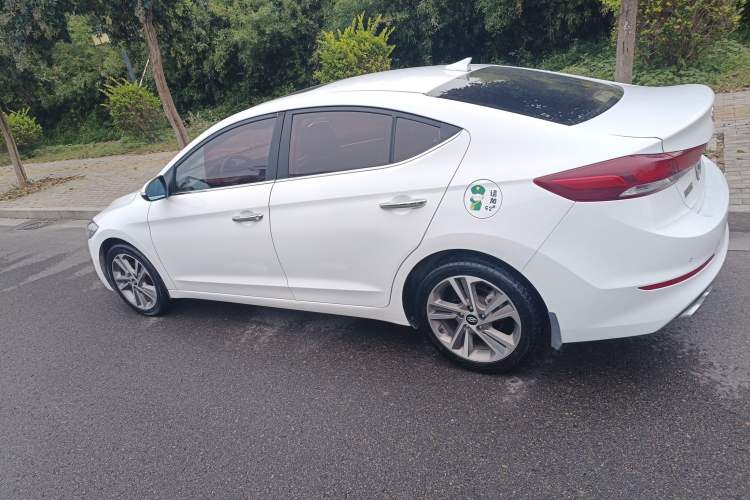 Used Hyundai Elantra 2016 1.6L Automatic ZhiXuan – Elite Version
