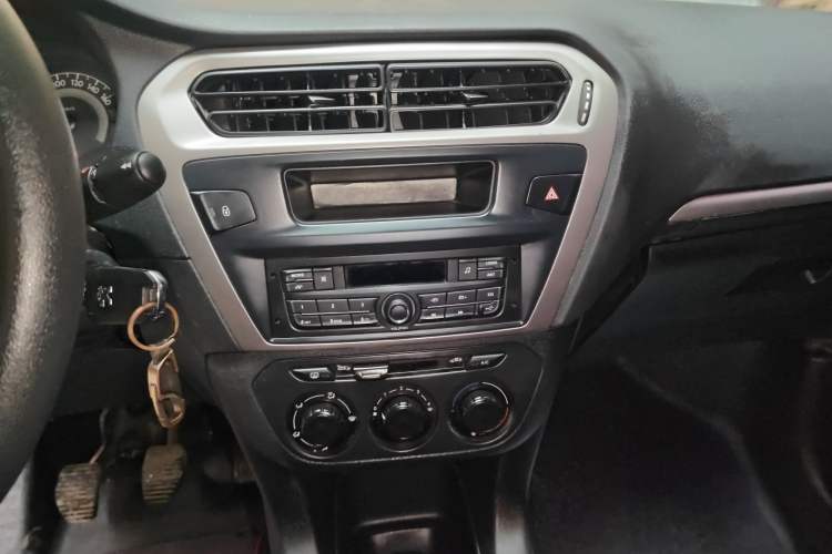 Used Peugeot 301 2016 1.6L Manual Comfort Edition