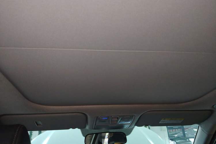 Used Hyundai ix25 2015 1.6L Automatic Two-Wheel Drive Smart GLS Trim
