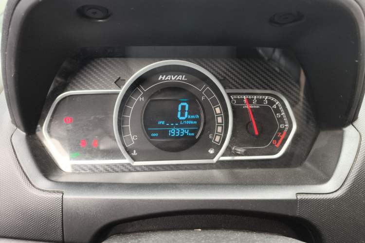 Used Haval H1 2017 Red-Label 1.5L Manual Comfort Model
