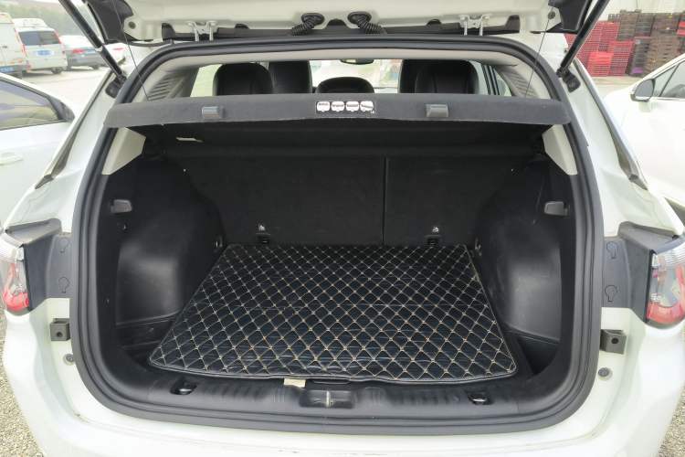 Used  Compass 2017 200T Automatic Family Edition
