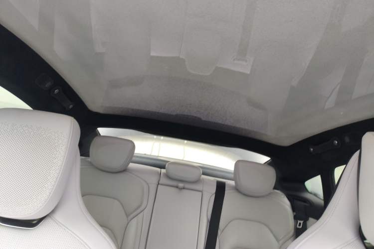 Used  SU7 2024 Four-Wheel Drive Ultra-Long Range Advanced Intelligent Driving Max Edition