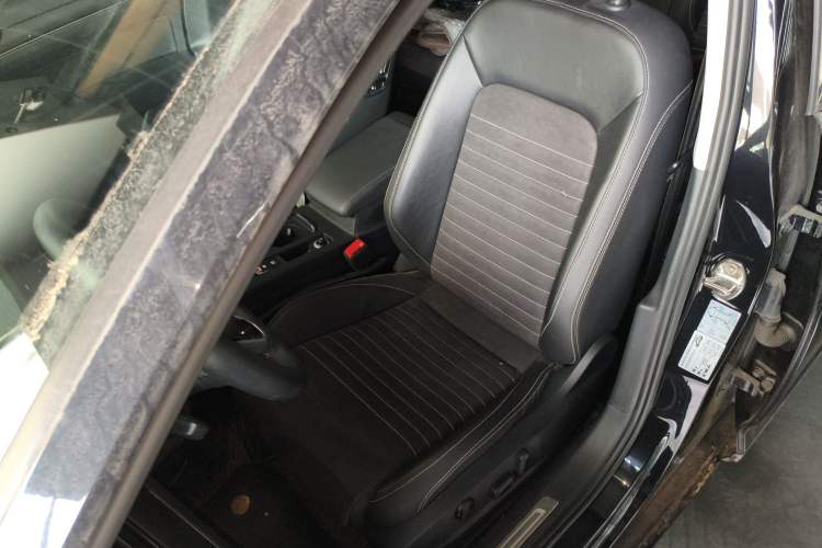 Used Volkswagen Magotan 2020 330TSI DSG Luxury Edition
