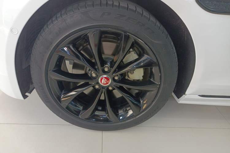 Used Jaguar XFL 2021 XFL 2.0T P250 All-Wheel-Drive Shimmering Black Sport Edition
