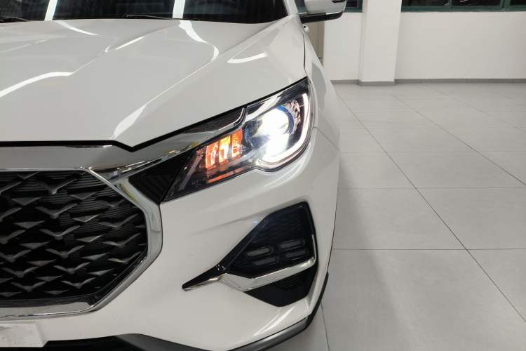 Used JETOUR X70 2023 1.5T DCT Beyond PRO Edition 5-Seater
