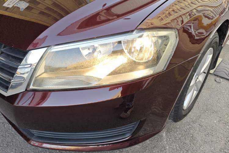 Used Volkswagen Lavida 2013 Revised Classic 1.6L Automatic Fashion Edition
