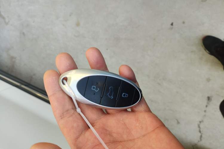 Used Bestune T77 2019 230 TID Automatic Prestige Version China V Emission Standard
