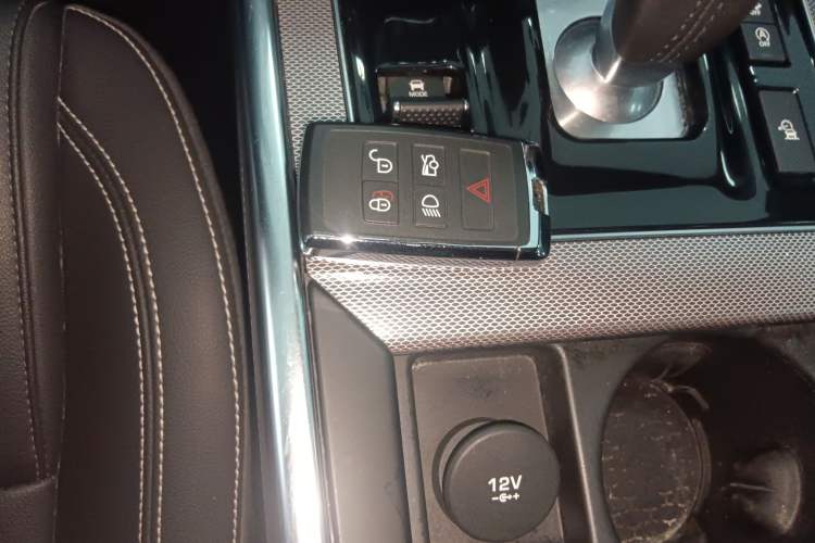 Used Jaguar XEL 2020 2.0T 200PS R-DYNAMIC Youth Sports Edition
