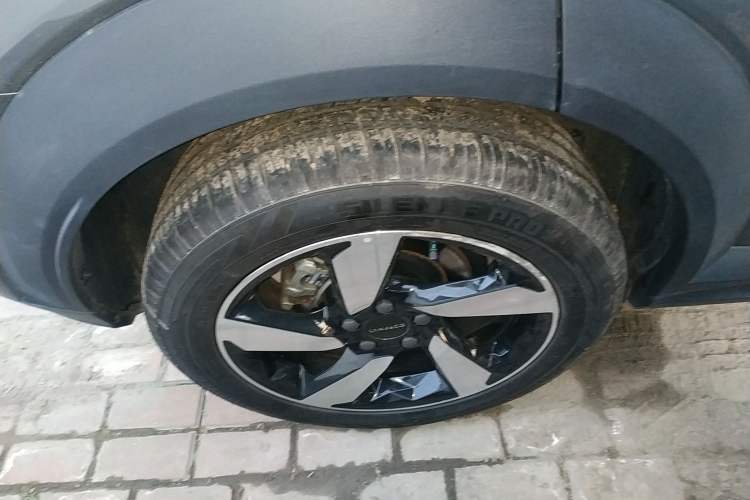 Used Lynk & Co 06 2020 1.5T JinPro model
