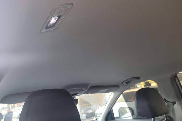 Used  E5 2024 440km Launch Edition
