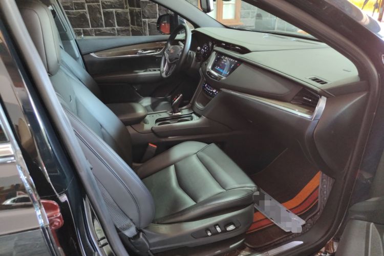 Used Cadillac XT5 2018 28E Four-Wheel Drive Leading Version
