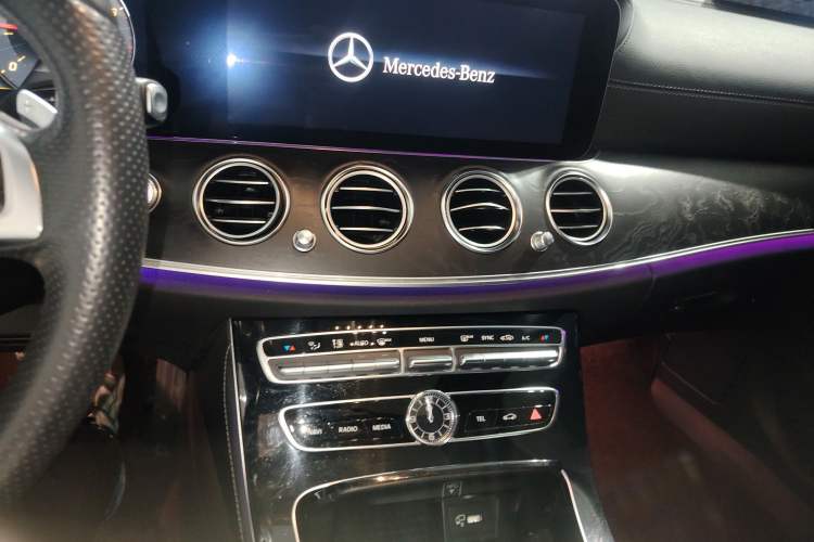 Used Mercedes-Benz E-Class 2017 E 200 L Sport 4MATIC
