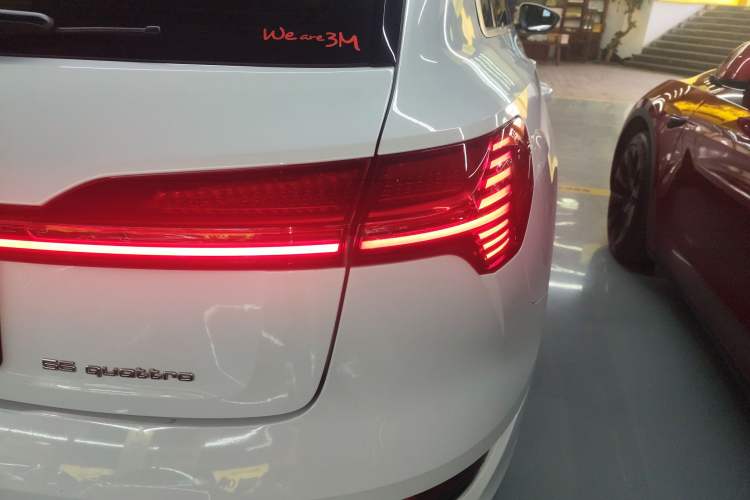 Used Audi e-tron 2019 55 quattro Fashion Edition
