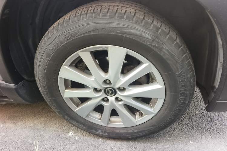 Used Mazda CX-5 2015 2.0L Automatic Two-Wheel Drive Urban Version
