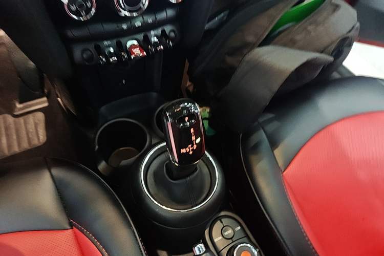 Used  MINI 2019 1.5T ONE PLUS