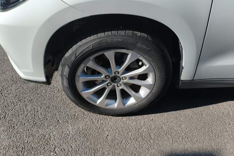 Used Haval H2 2017 Red-Label 1.5T Manual Two-Wheel Drive Luxury Model
