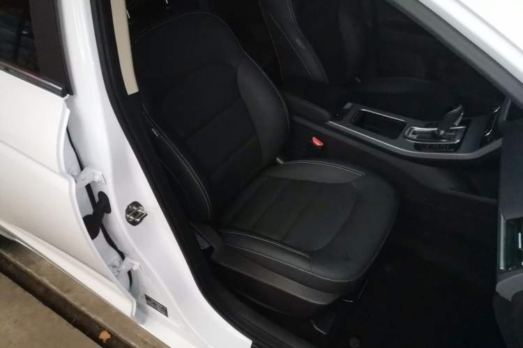 Used Geely Auto Emgrand GL 2018 1.4T DCT Elite Smart Connectivity Version