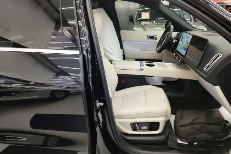 Used Li Auto L9 2024 Ultra Model
