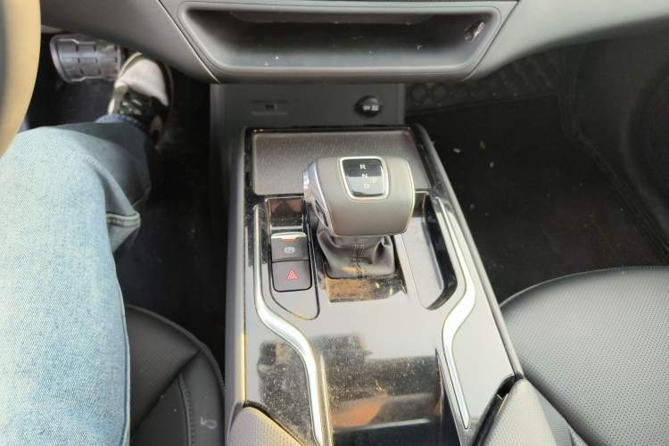 Used Hongqi E-QM5 2023 Revised Version Basic Travel Edition