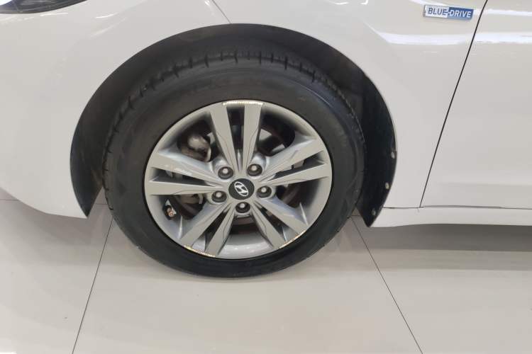 Used Hyundai Elantra 2016 1.4T Dual-Clutch Xuan Dong · Dynamic Version
