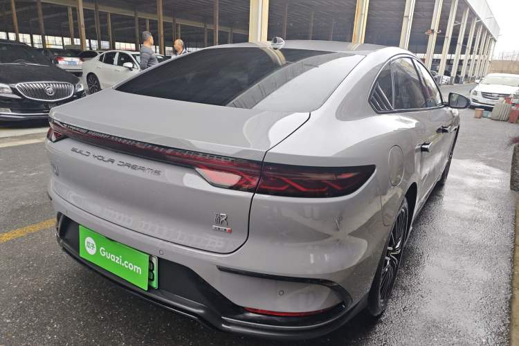 Used BYD Han 2025 DM-i Intelligent Driving Edition 125KM LiDAR Flagship Model
