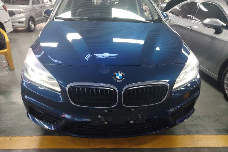 Used BMW 2 Series Gran Tourer 2015 218i Sports Design Package
